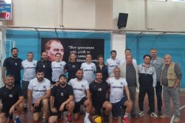 Öğretmenler Turnuvasının Final Maçı Yeni Spor Salonunda Oynandı