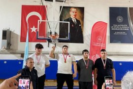 Muğla'da Okul Sporları Bilek Güreşi İl Birinciliği Müsabakaları Gerçekleştirildi