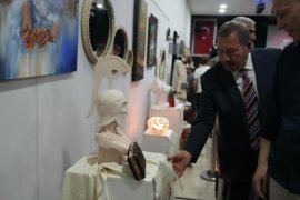 Hayat Boyu Öğrenme Coşkusu Kortejle Başladı, Moda Şöleniyle Taçlandı