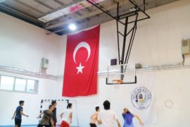 Milas Akademi Spor Kulübü erkek basketbol takımıyla sükse yapmaya devam ediyor