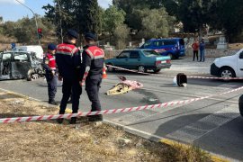 Taklalar atan otomobil karşı şeride geçti: 1 ölü, 3 yaralı