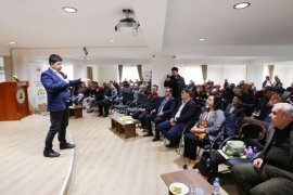 Kaliteli Üretim İçin Üreticiye Kasa ve Hasat Tarağı