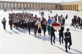 Muğlalı Kadınlar Atatürk’ün Huzurunda