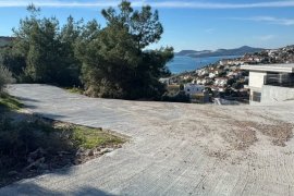 Milas Belediyesi Mahallelerdeki Yol Yapım ve Parke Kaplama Çalışmalarını Sürdürüyor