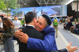 Büyükşehir’den Emeklilere 4 Bin TL Bayram Desteği