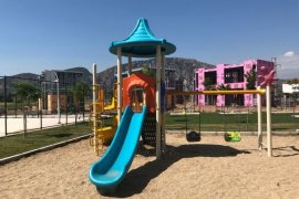 Milas Belediyesi park yapım ve çevre düzenleme çalışmalarına devam ediyor