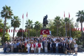 CHP Milas İlçe Başkanlığı Pastalı ve Kokteylli Programı İptal Etti