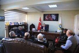 Başkan Gezgin, Çalışan Gazeteciler Günü'nü Kutladı