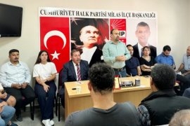 Salı Toplantısında Ülke ve Yerel Sorunlar Masaya Yatırıldı