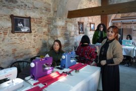 Dikiş Atölyesi Etkinliğinde El Emeği Göz Nuru Çantalar Üretildi