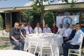 Bahar Pikniğinde Asker Kınası Töreni Duygulandırdı