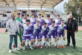 Milas Gençlik Spor U17 takımı gurup şampiyonluğuna koşuyor