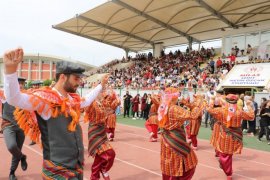 Ata'ya saygı ve minnetle...