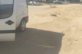 AÇIKTAKİ RÖGAR, MADDİ HASARLI KAZAYA NEDEN OLDU..