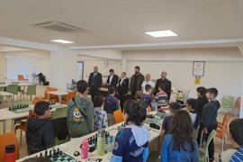 Satranç Turnuvasının Kazananlarına Ödülleri Verildi