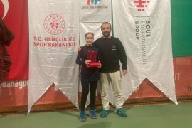 Muğla’nın İlk Milli Takım Tenis Sporcusu Akdemir Oldu