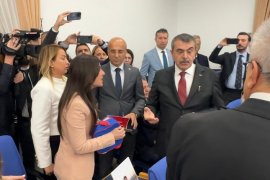 “Çocukların beslenme çantası boş!  Aç çocuğa ders anlatılır mı?”