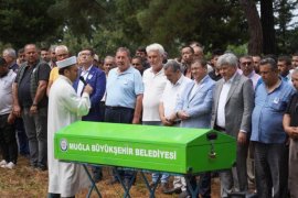 Genç Muhtar, gözyaşları arasında son yolculuğuna uğurlandı