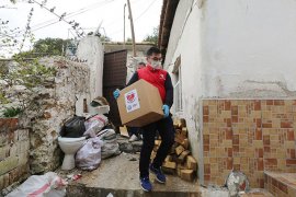 Büyükşehir “Gıda ve Hijyen Paketi” dağıtımına başladı