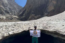 Milaslı Sporcu Berat Cantürk’ten Buz Tırmanışında Büyük Başarı