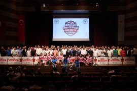 Büyükşehir’den Amatör Spor Kulüplerine Güçlü Destek