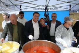 Başkan Tokat, İftar Sofrasında Vatandaşlarla Bir Araya Geldi