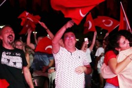 Şampiyonluk Coşkusu Atapark’ta Yaşandı