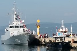 Mayın tarama gemisine yoğun ilgi