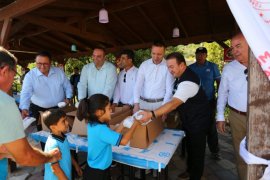 Milas Boğaziçi’nde 160 Bin Yavru Balık Denizle Buluştu