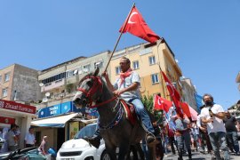 Milas sokakları yörük göçü ile şenlendi