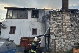 Milas Ören Mahallesi’nde Ev Yangını Paniğe Neden Oldu