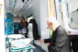 Hayırsever vatandaştan Büyükşehir’e ambulans bağışı 