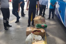 Büyükşehir Zabıta Ekipleri 176.5 Kg Midyeye El Koydu