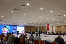Başkan Aras’tan Hizmetlerle Dolu 1 Yılı Değerlendirme Toplantısı: Güllük-İasos Deniz Hattı Geliyor, Milas Trafiğini Rahatlatacak Proje.. Başkan Aras, Milas’a Yapılan Yatırımları ve Yeni Projeleri Açık
