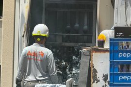 Hacıilyas Mahallesi’nde Elektrik Trafosu Alev Aldı: Esnaf Tepkili, Vatandaşlar Merakla İzledi