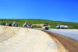 Büyükşehirden 2019 yılında 158 km yol çalışması 