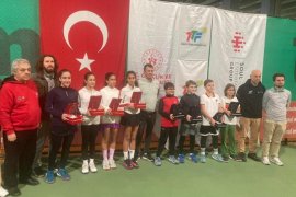 Muğla’nın İlk Milli Takım Tenis Sporcusu Akdemir Oldu