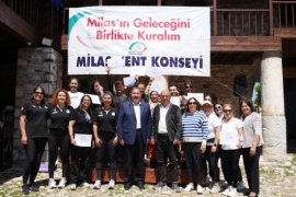 RİTMİK SPOR FESTİVALİ İLE KADINLAR SPORLA BULUŞTU