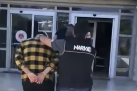 695 Kenevir Bitkisi ve 20 Kilo Esrar Ele Geçti