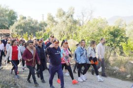 8. Milas Zeytin Hasat Şenliği’nin 2’nci günü sağlık yürüyüşü ile başladı