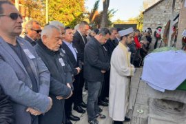 Enver Tuna Vefat Etti