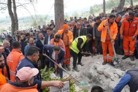 Belediye Personeli gözyaşları ve dualar eşliğinde toprağa verildi