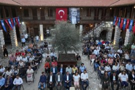 NAZIM HİKMET RAN ŞİİR VE MÜZİK İLE ANILDI