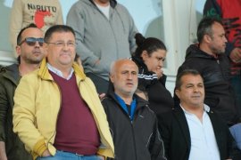 Derbide Kazanan Dr. Alp Milasspor