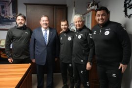 Play-Off Öncesi Kadroyu Güçlendirdi, Hedef BAL!