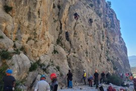 Milaslı Sporcu Berat Cantürk’ten Buz Tırmanışında Büyük Başarı