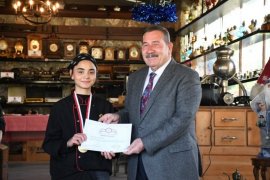 Ödüllü Yemekler İlçemiz Protokolüne Sunuldu