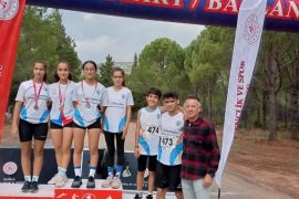 Atletizm sporcuları başarıdan başarıya koşuyor  