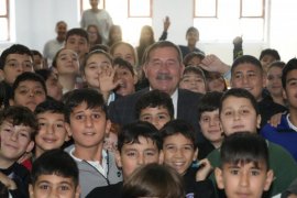 Başkan Topuz Mesleki Deneyimlerini Öğrencilerle Paylaştı