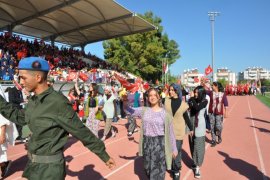 “Doya doya yaşayın bu gururu bugün”